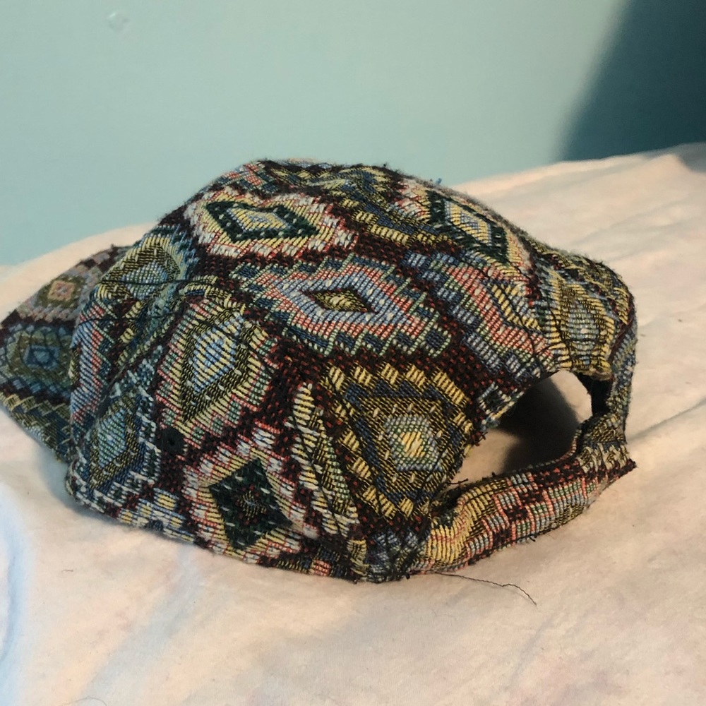 🌻 5 for $25 Forever 21 hat